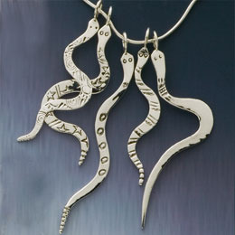 Group Hiss Necklace
